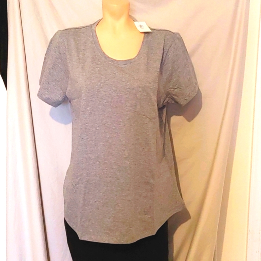 Gray cotton pocketed tee shirt,NEW